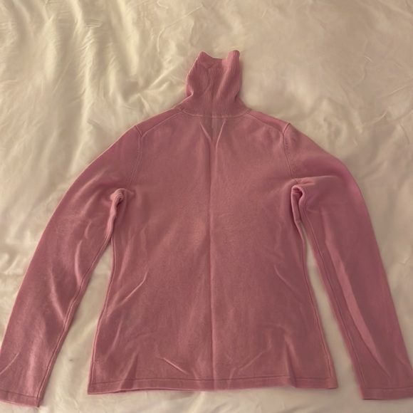 Lord and Taylor pink cashmere turtleneck sweater size xs - Picture 2 of 3